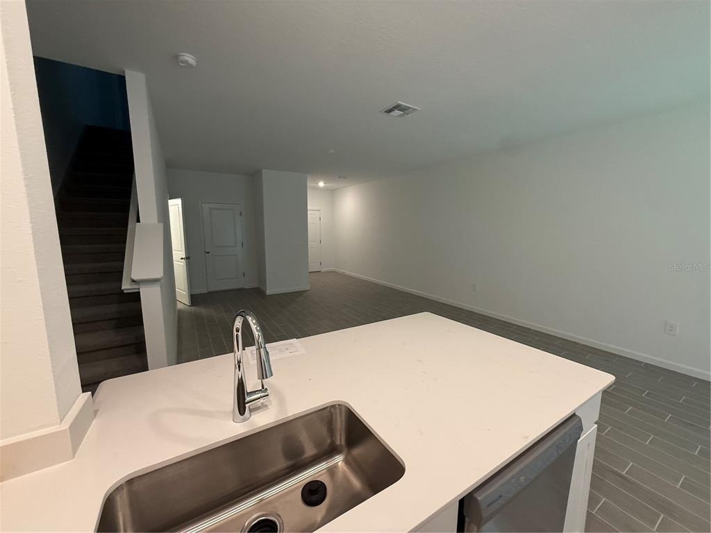 3674 Se 37th Court - Photo 5