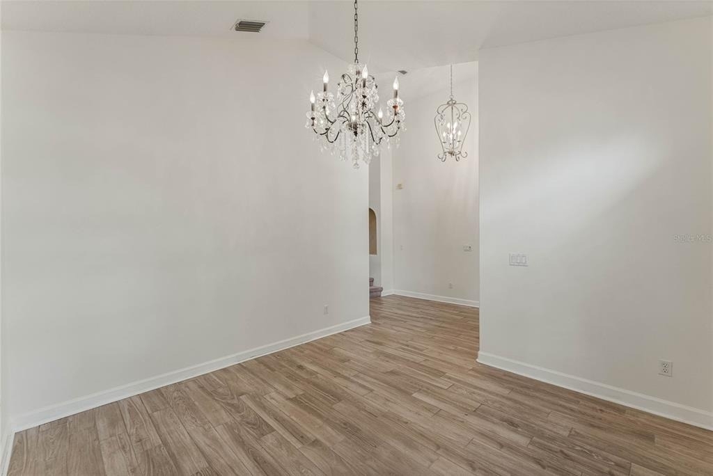 7284 Hawksnest Boulevard - Photo 5