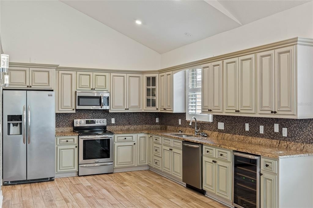 7284 Hawksnest Boulevard - Photo 7