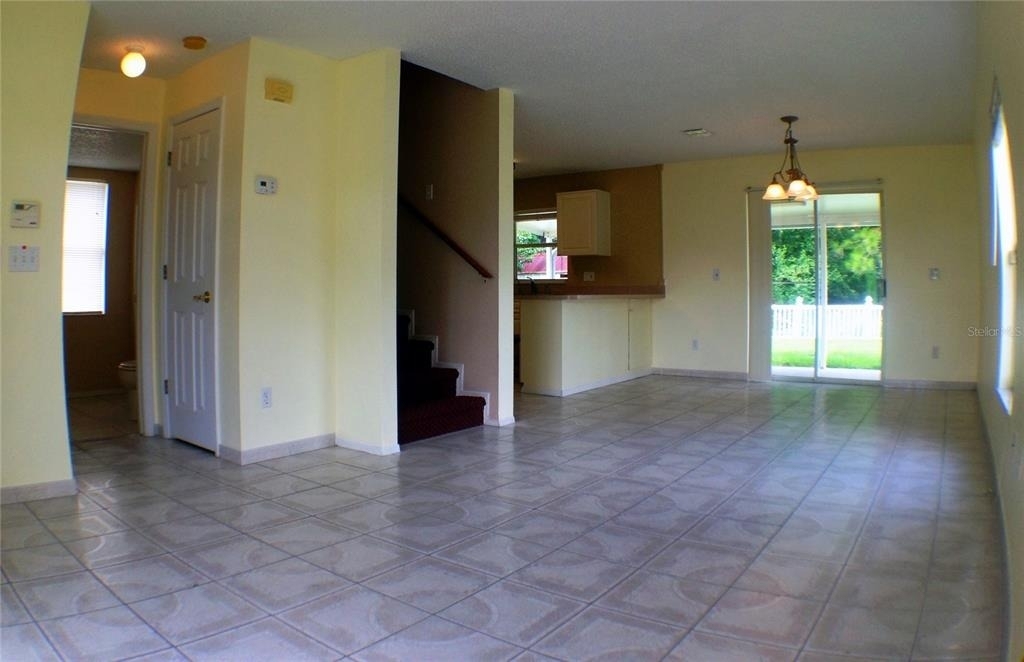 2320 Justin Avenue - Photo 3