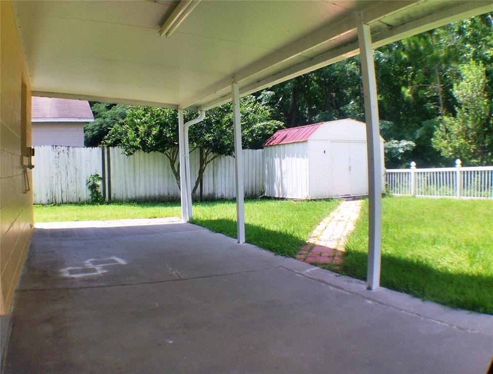 2320 Justin Avenue - Photo 12