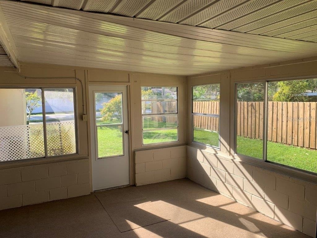 700 Green Road - Photo 3