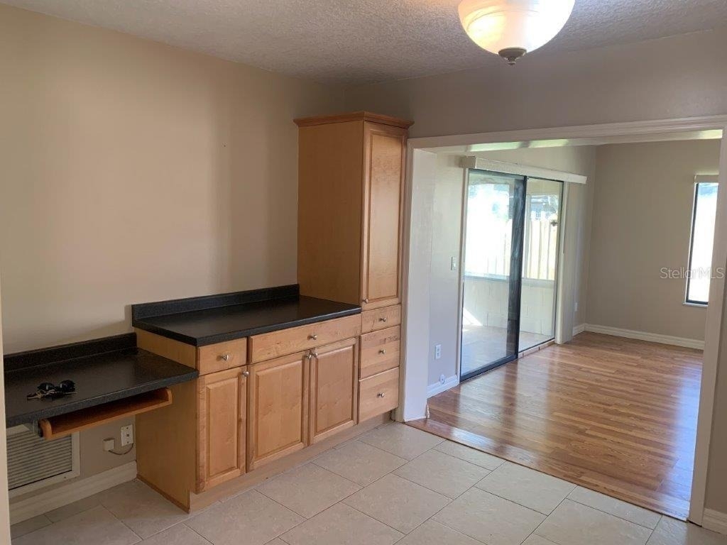700 Green Road - Photo 8
