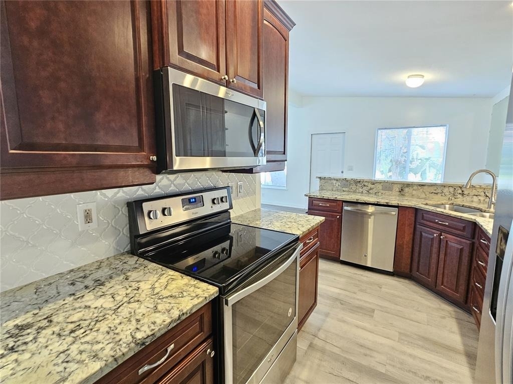 341 Bayshore Drive - Photo 15