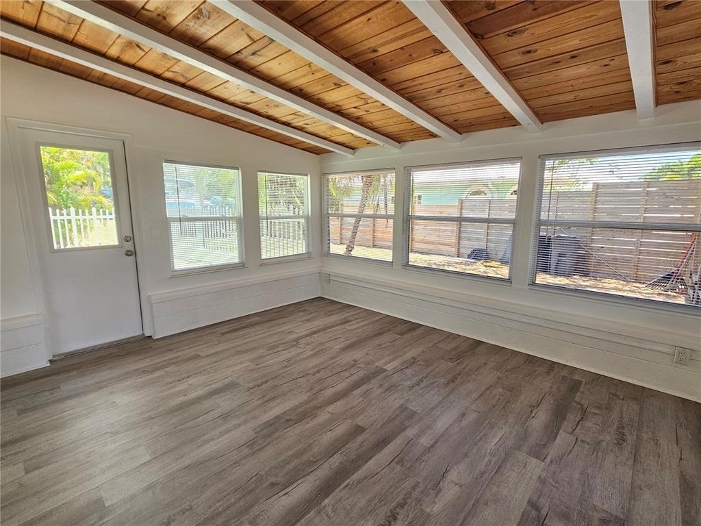 341 Bayshore Drive - Photo 5