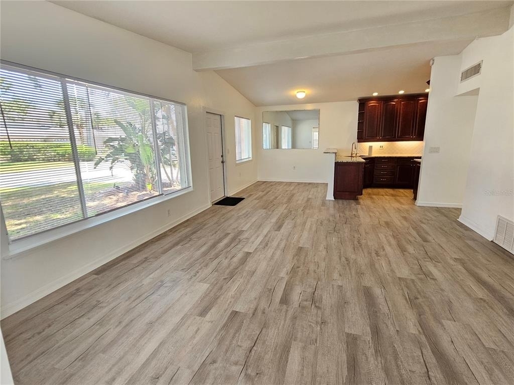 341 Bayshore Drive - Photo 10