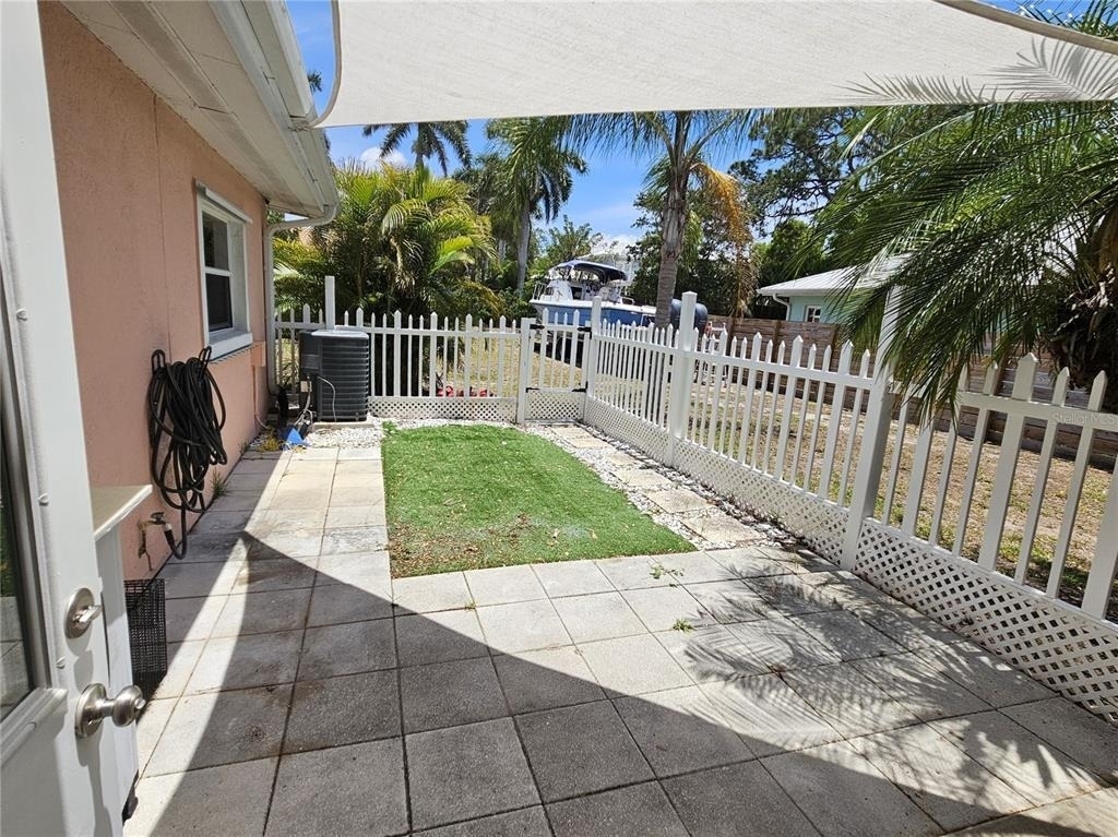 341 Bayshore Drive - Photo 7