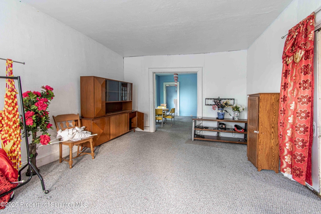 844 Monroe Avenue - Photo 2