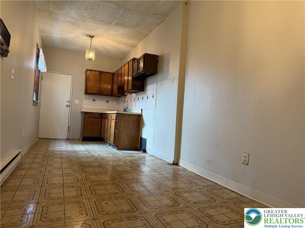 177 Tilghman Street - Photo 10