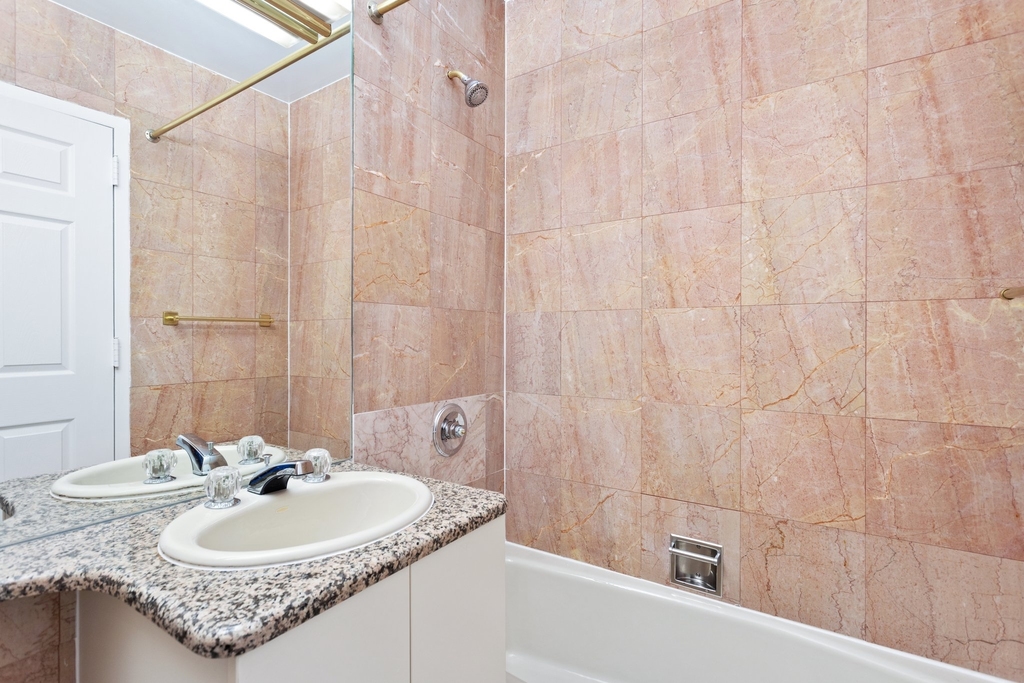 106 Fulton Street - Photo 3