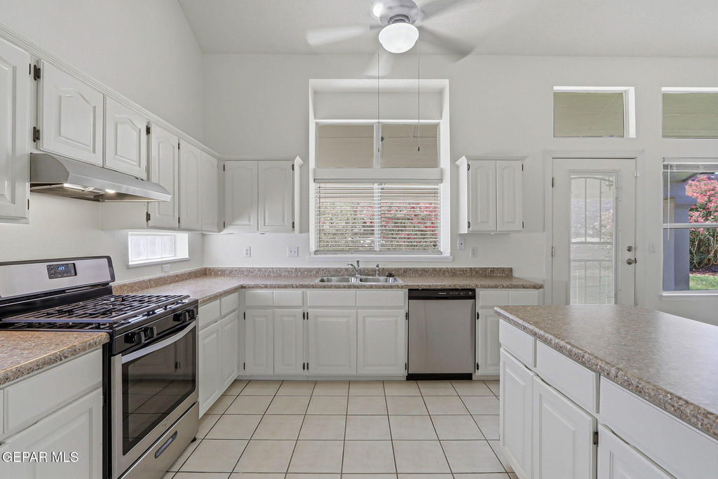 7239 Desert Jewel Drive - Photo 11