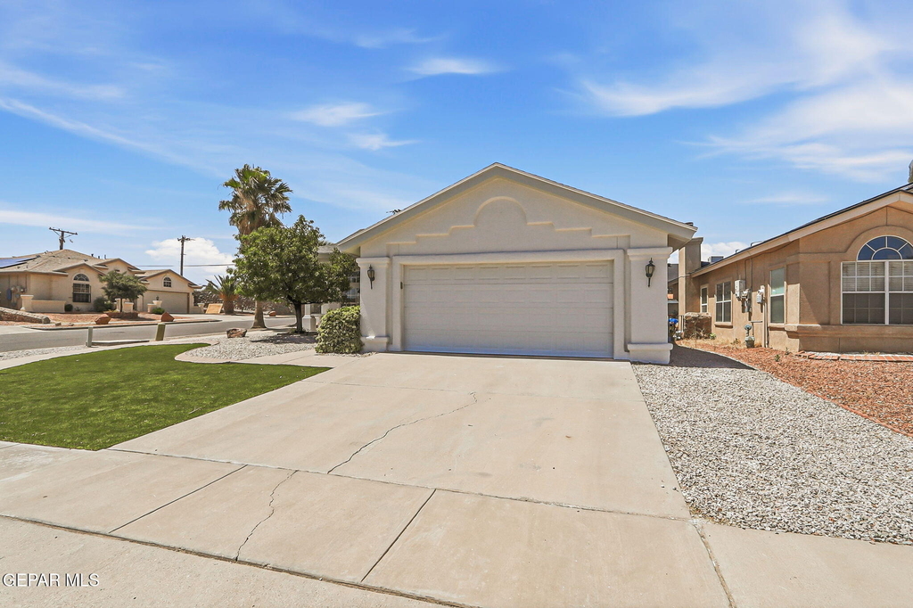 7239 Desert Jewel Drive - Photo 2
