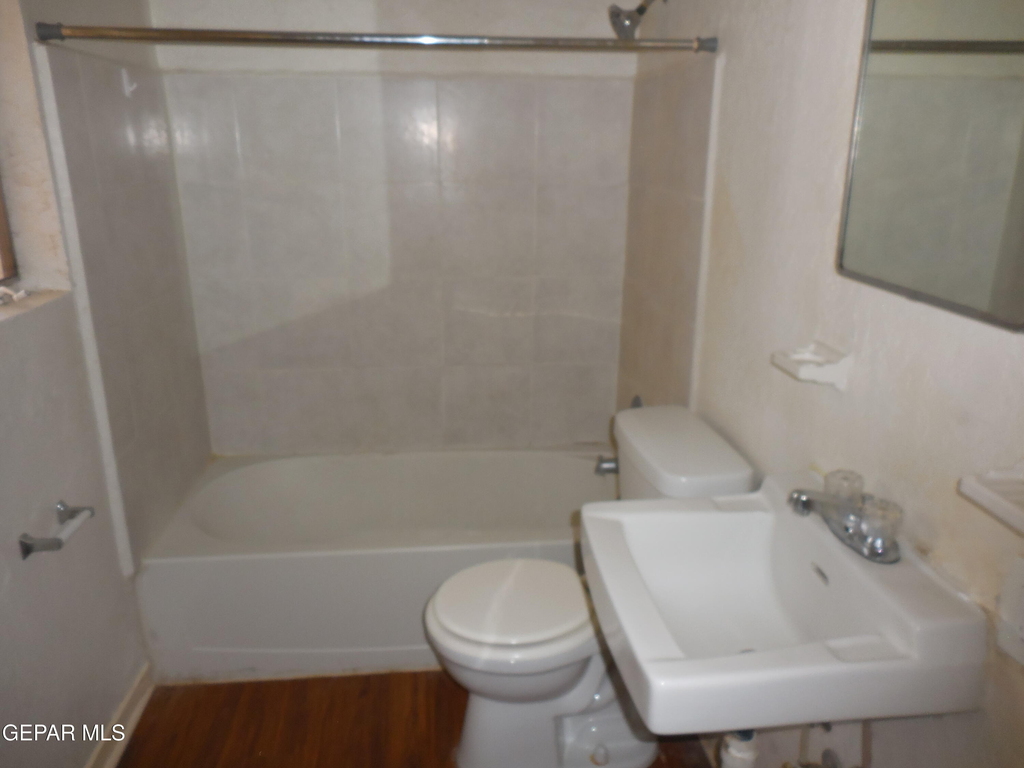 701 W Yandell Drive - Photo 12