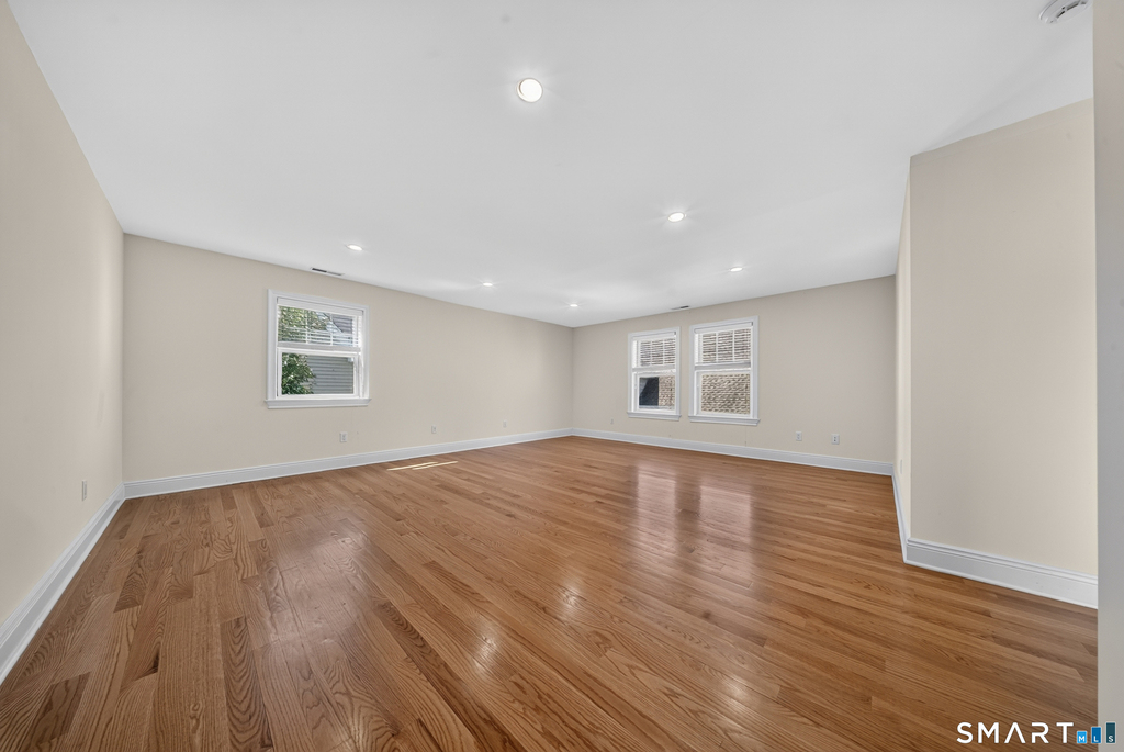 88 Maple Tree Avenue - Photo 23