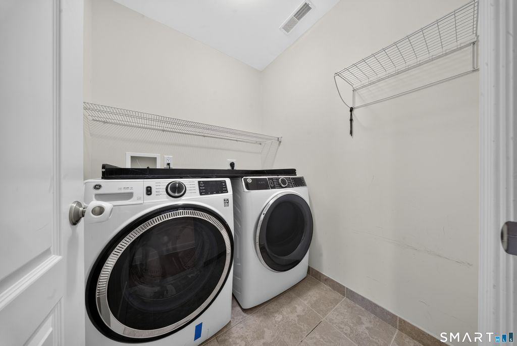 88 Maple Tree Avenue - Photo 16
