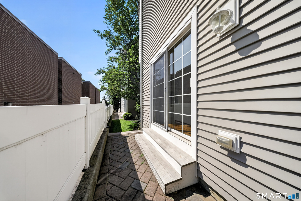 88 Maple Tree Avenue - Photo 27