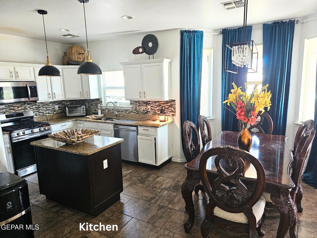 14446 Jasmin Maribel Drive - Photo 10