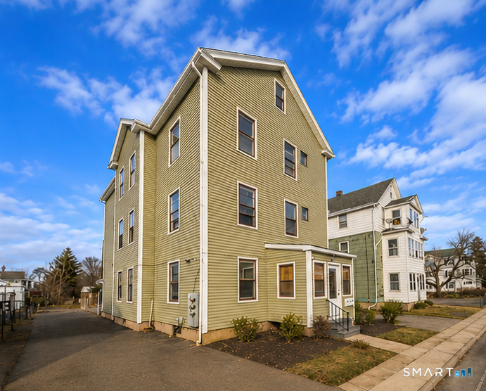 422 Allen Street - Photo 1