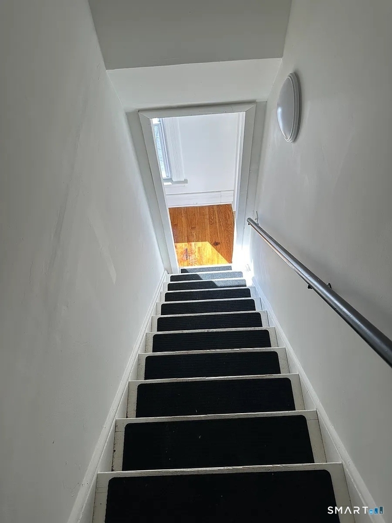 173 Mansfield Avenue - Photo 11