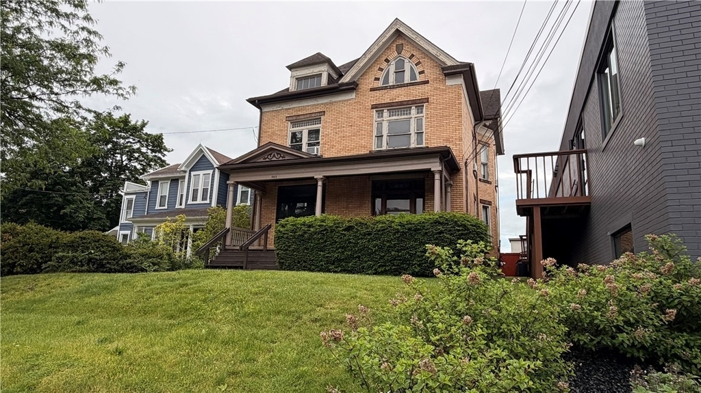 983 Third Street - Photo 1