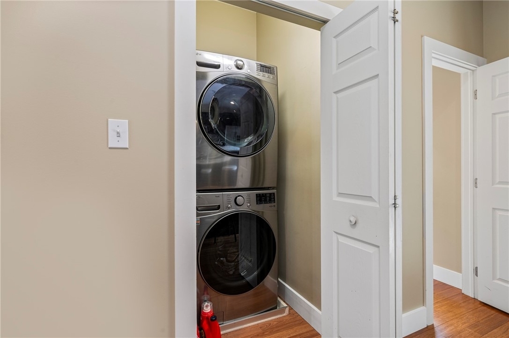 1038 Bradish St - Photo 12