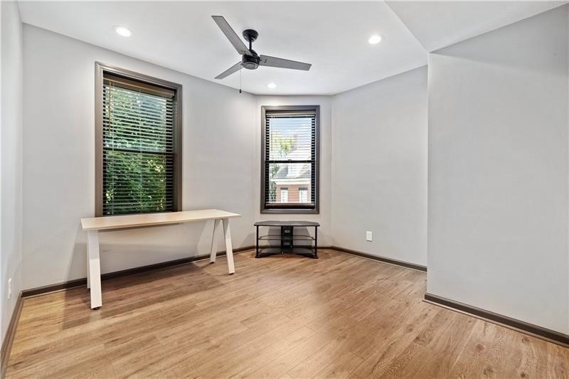 121 Grandview Avenue - Photo 13
