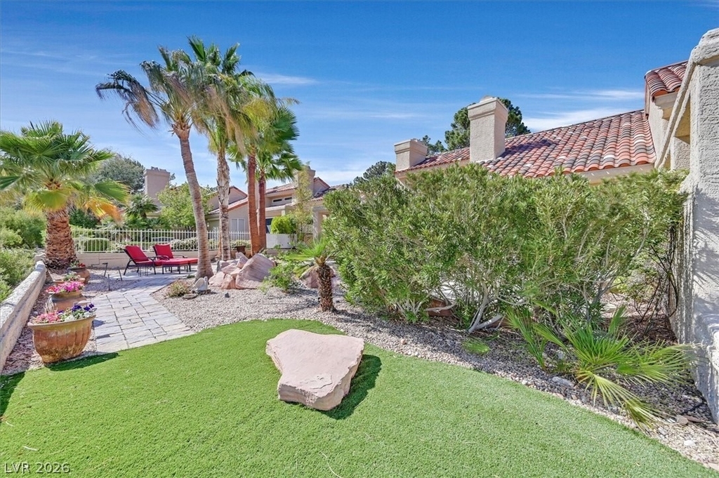 8161 Round Hills Circle - Photo 28