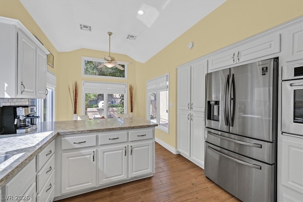 8161 Round Hills Circle - Photo 11