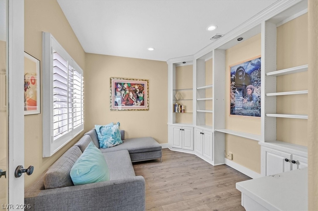 8161 Round Hills Circle - Photo 18