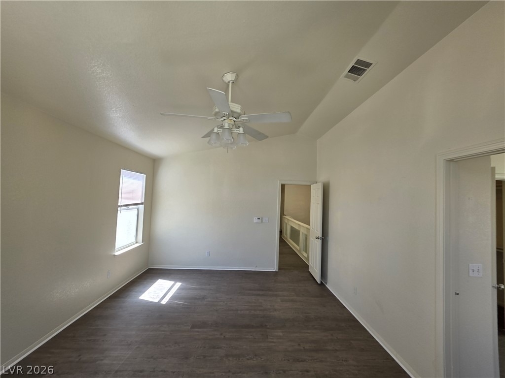 8008 Dover Shores Avenue - Photo 16