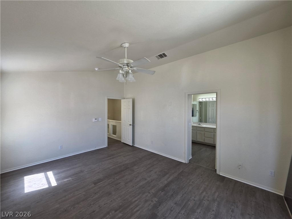 8008 Dover Shores Avenue - Photo 15