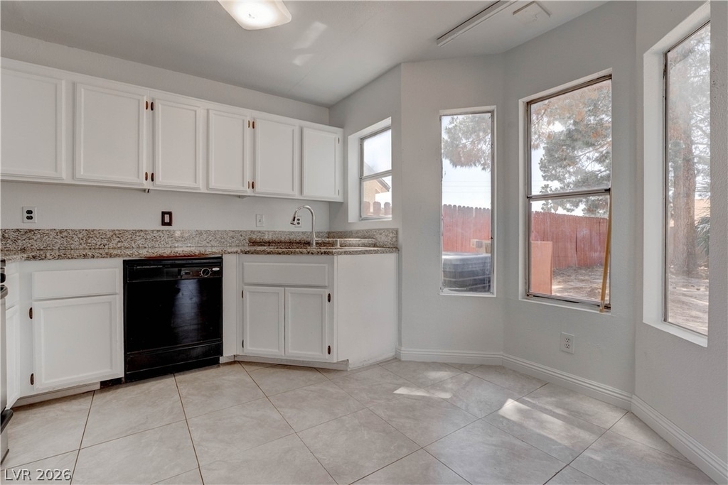 5519 Myron Circle - Photo 14