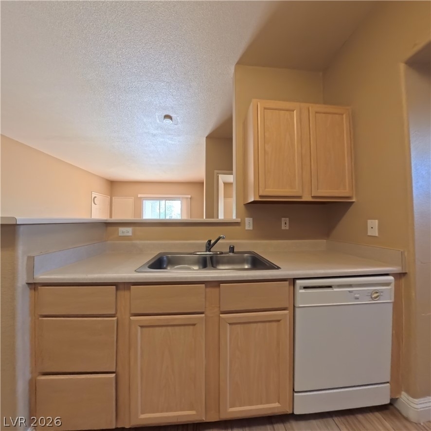 2615 W Gary Avenue - Photo 2