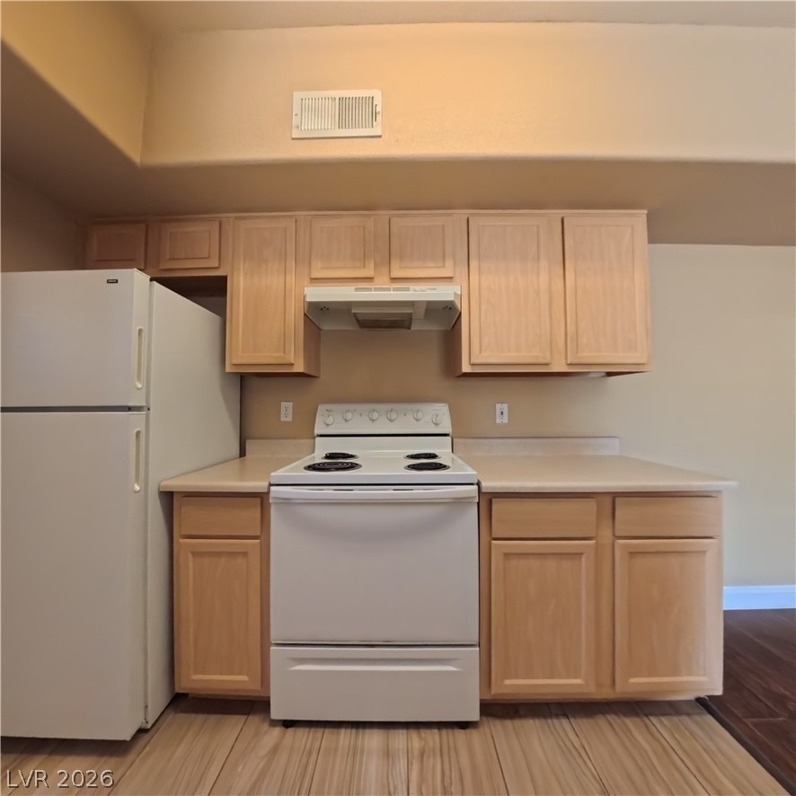 2615 W Gary Avenue - Photo 3