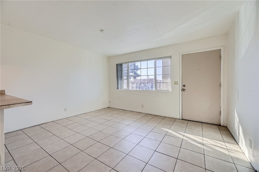 3604 Thomas Avenue - Photo 4