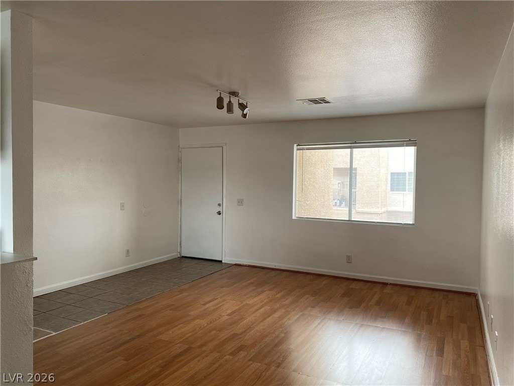 1662 N Lamont Street - Photo 2