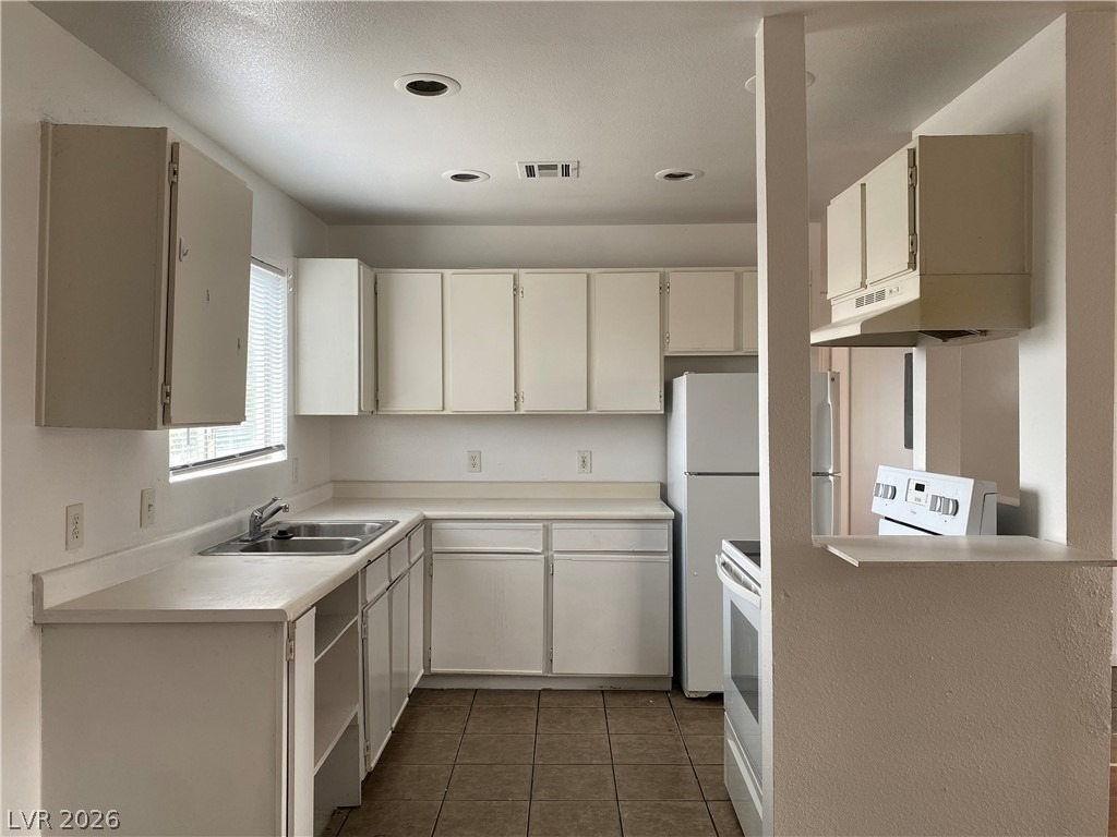 1662 N Lamont Street - Photo 5