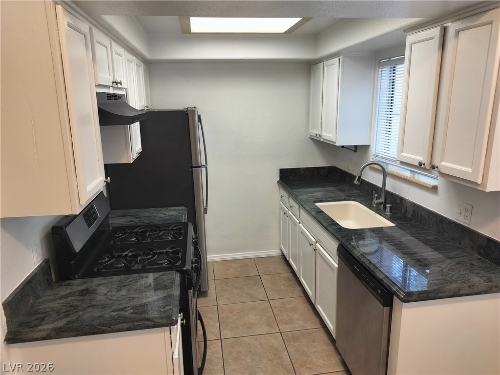8425 Running Deer Avenue - Photo 2
