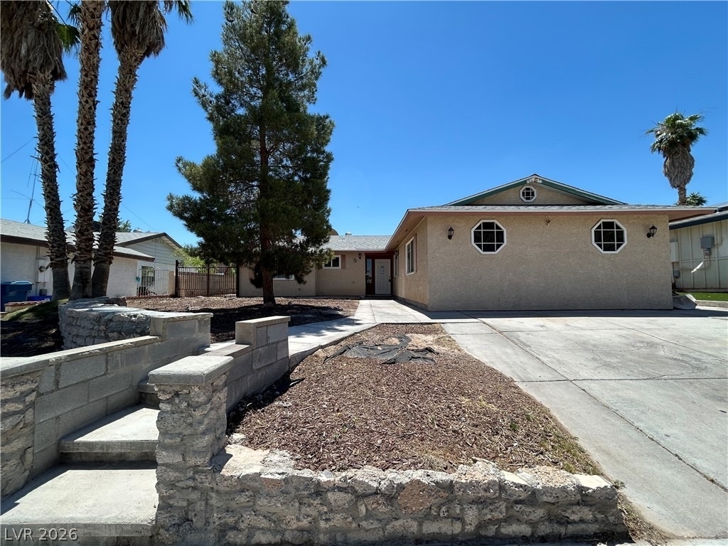 3979 Avonwood Avenue - Photo 0