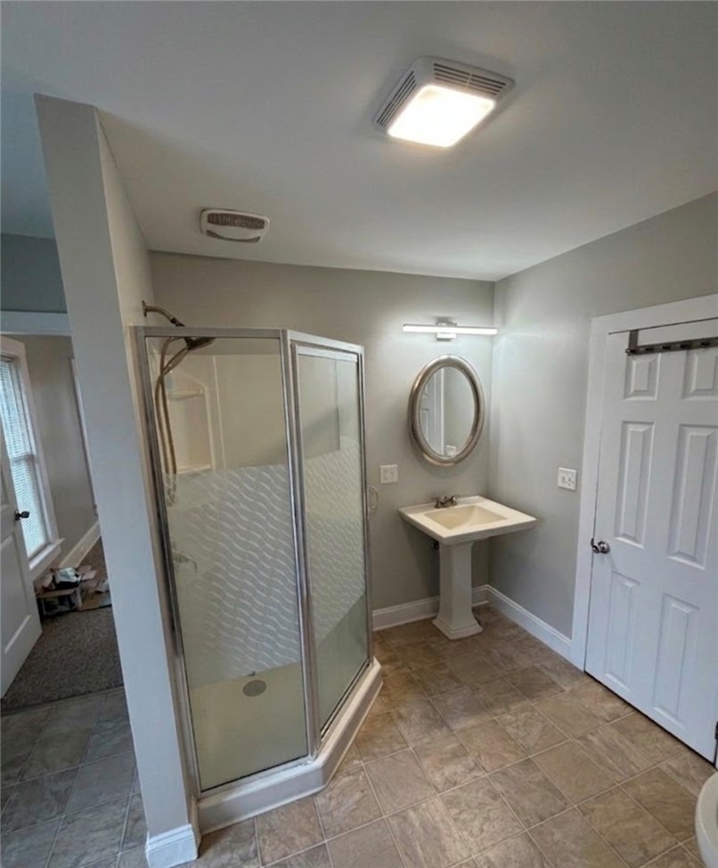 313 Roe Avenue - Photo 4