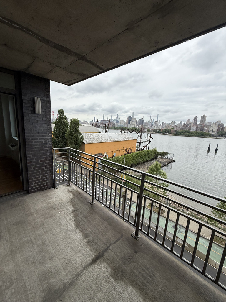 30th Rd, Astoria, NY 11102 - Photo 0