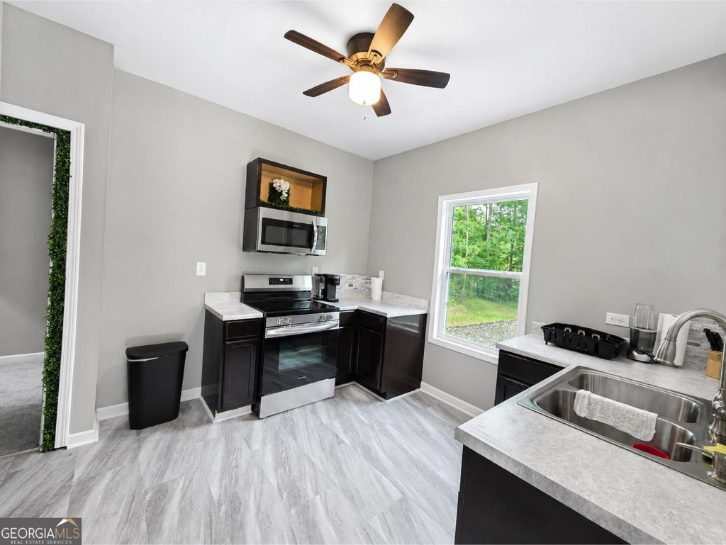 5589 River Road - Photo 26
