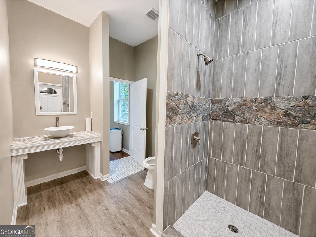 5589 River Road - Photo 23