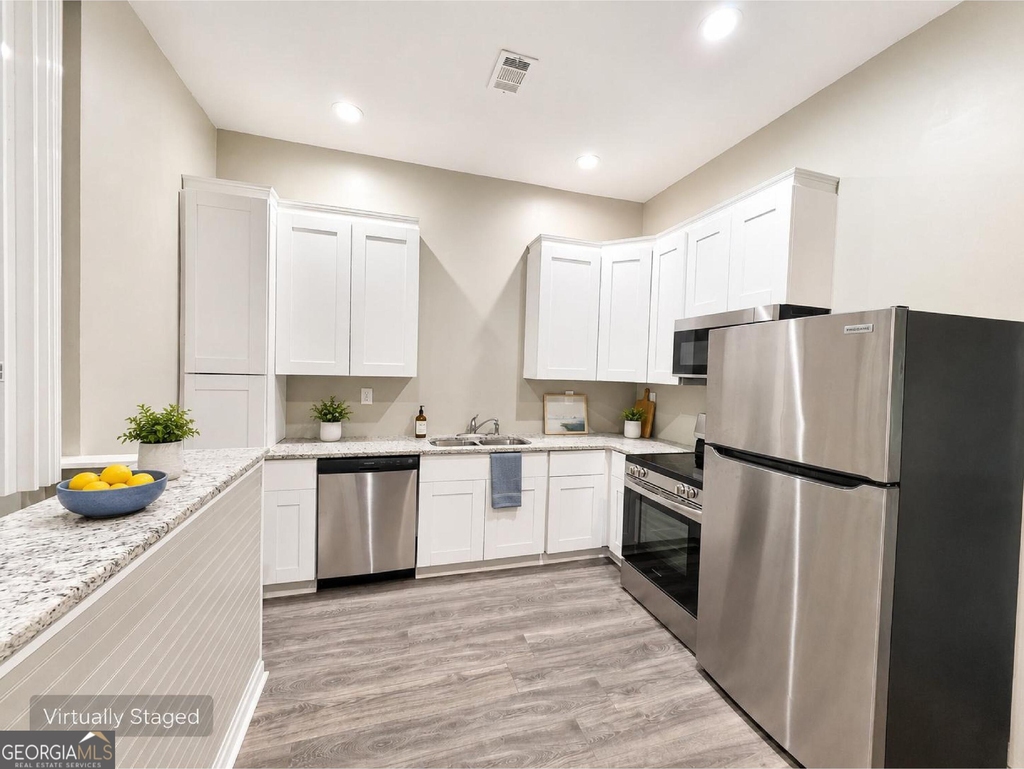5589 River Road - Photo 8