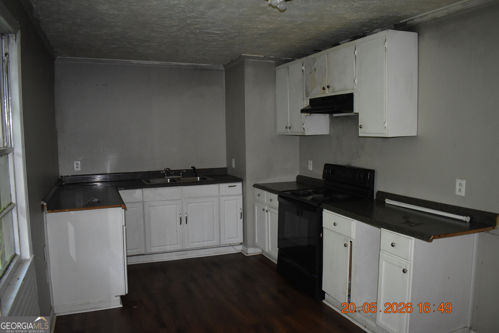 4228 Mark Place - Photo 7