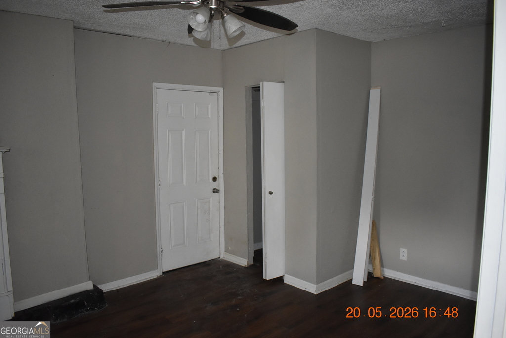 4228 Mark Place - Photo 3