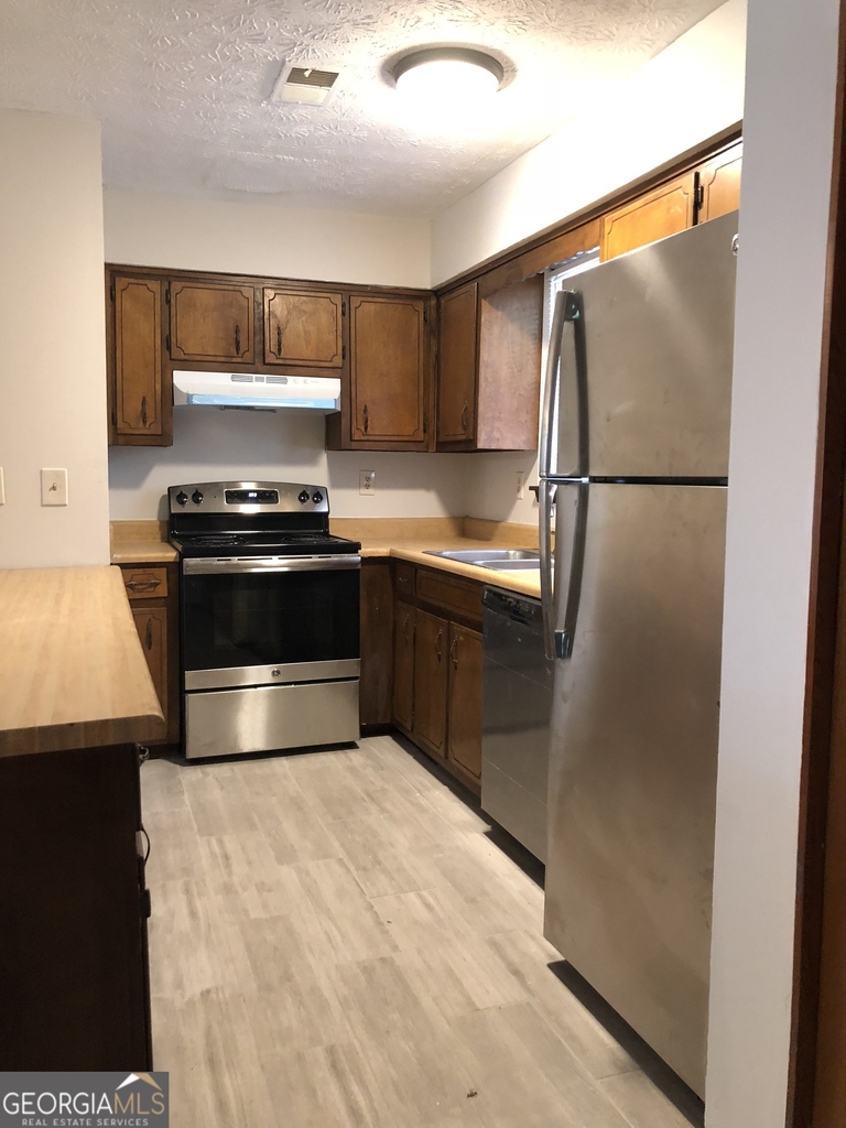 5980 Sherwood Place - Photo 5
