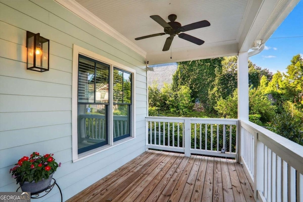 1170 Moton Avenue Sw - Photo 1
