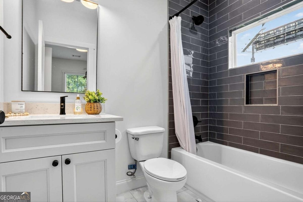 1170 Moton Avenue Sw - Photo 23