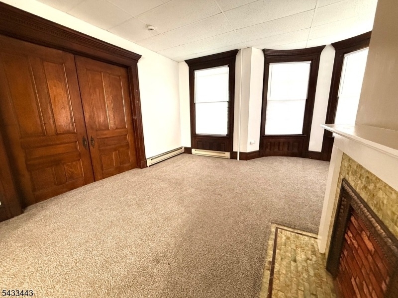 100 Main St - Front Apt 1 - Photo 5